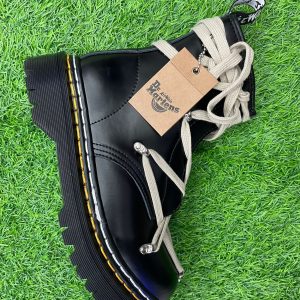 Erasure smuggling librarian Dr. Martens Archives - Exclusive Sneakers SA