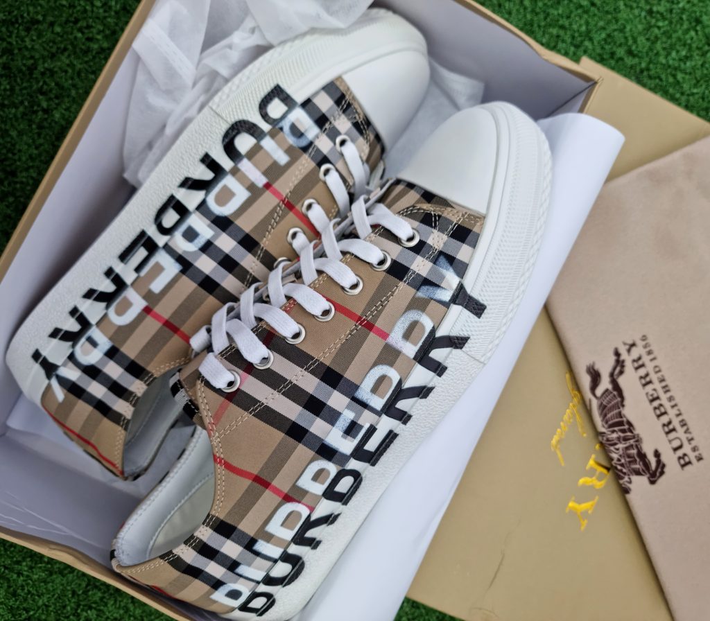 burberry logo sneakers